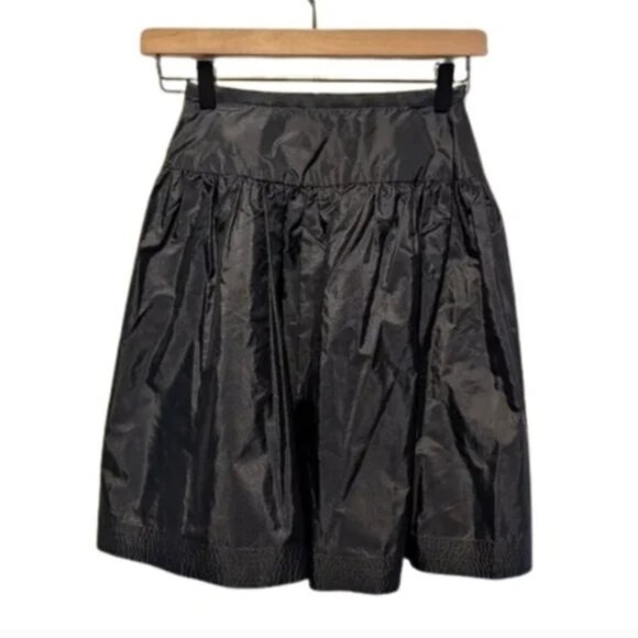 Chanel Boutique 100% Silk Skirt SALE CLOSING CLOSET - Picture 1 of 4